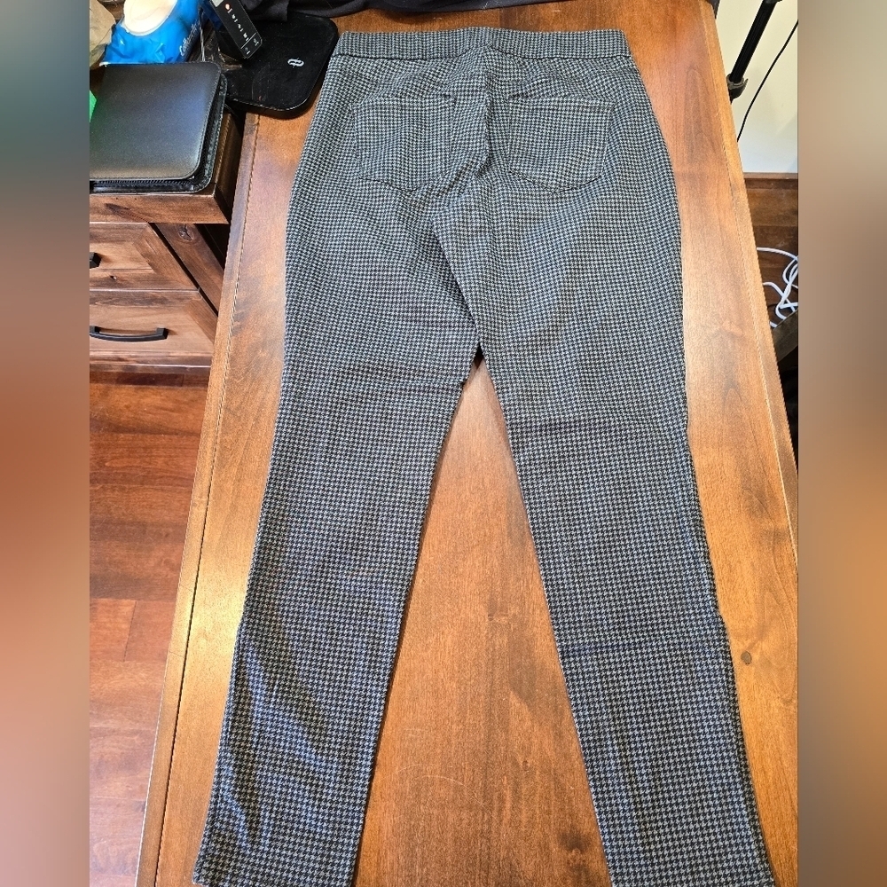 9 West Houndstooth Heidi Pull On Skinny Pants Size 8 - Picture 7 of 9
